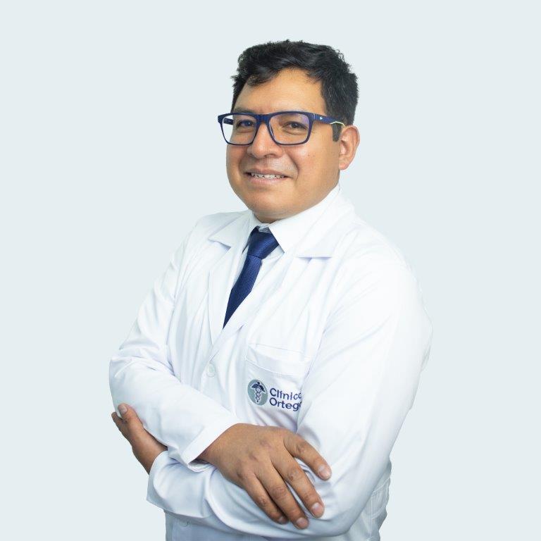 Dr. José Klito Ospina Huanca — Cirujano General y Bariátrico en Huancayo